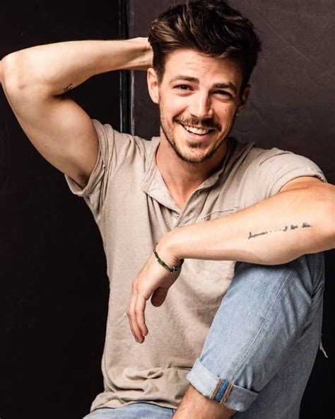 grant gustin net worth|Grant Gustin Biography, Age, Height, Wife, Net Worth, Family